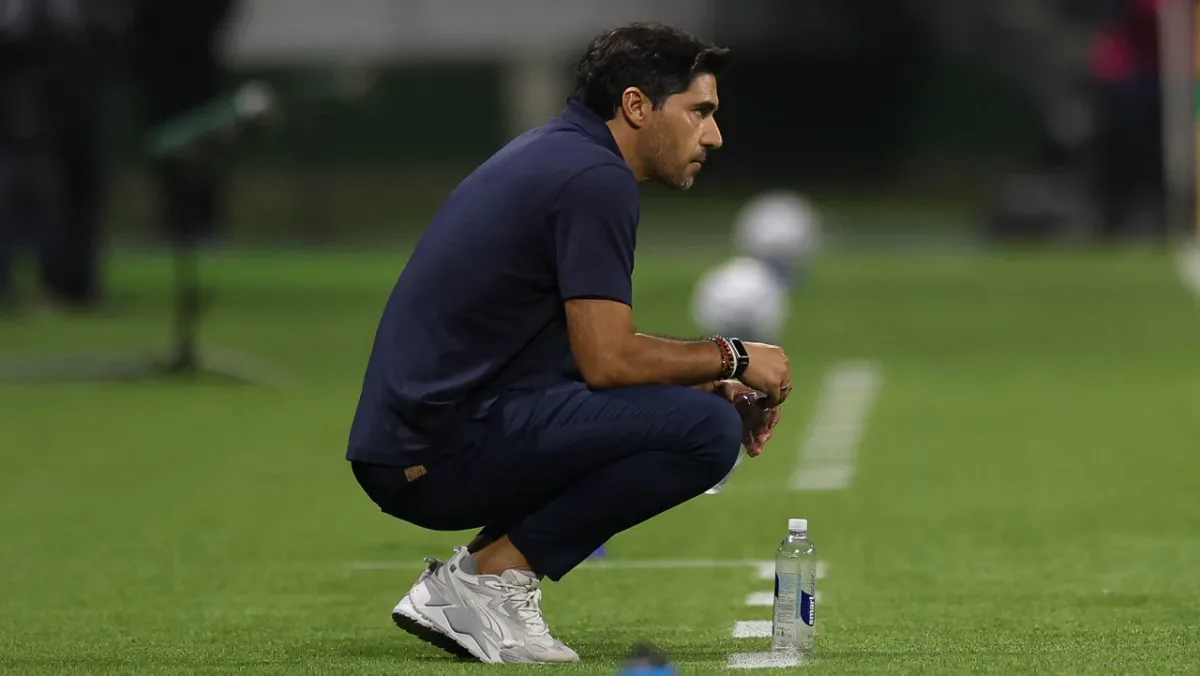 Abel minimiza tropeços do Palmeiras em casa e mantém confiança na briga por títulos: “O caminho é este”