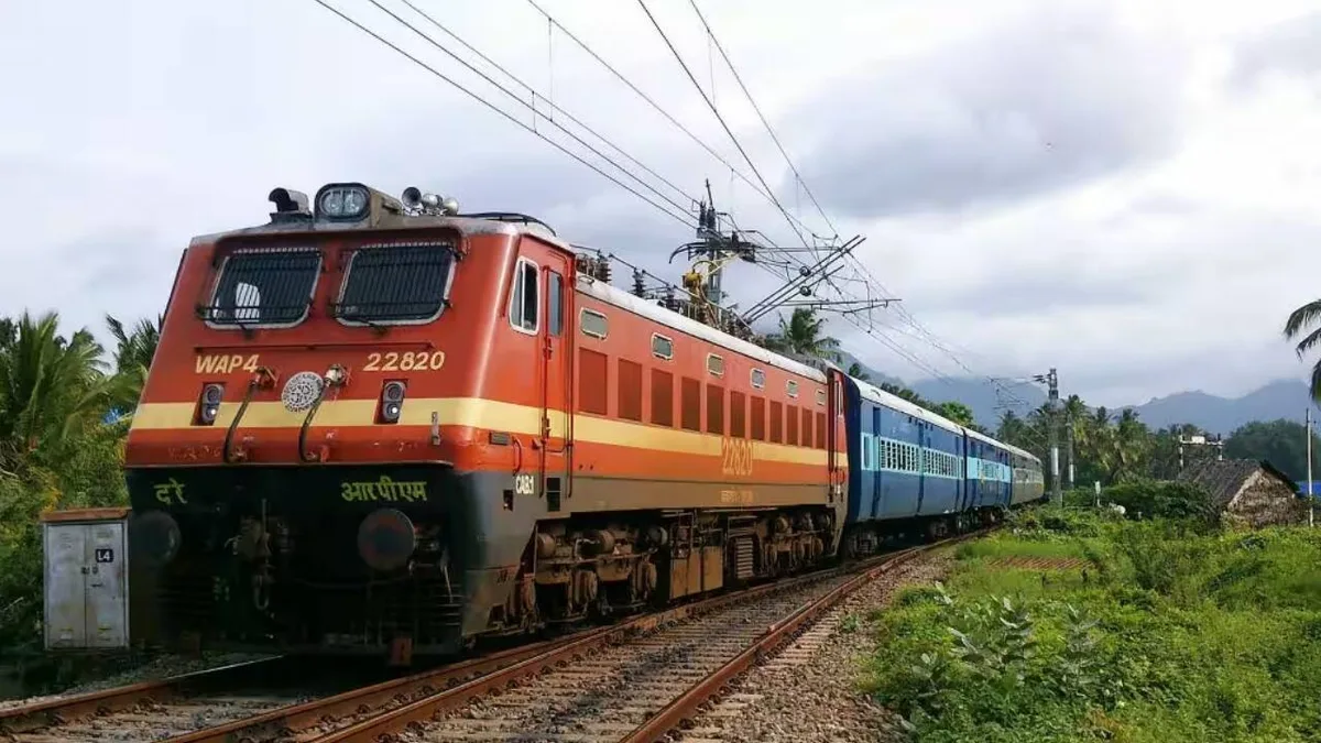 Delays of several hours: Passenger trains using slower freight locos amid shortage