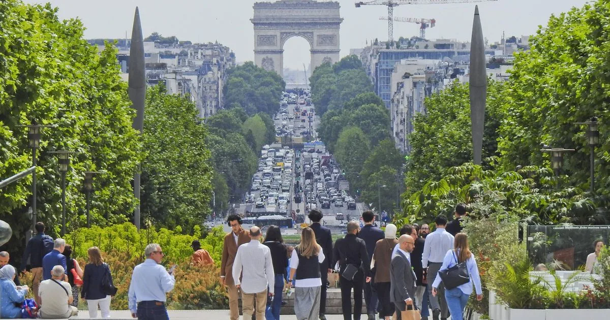 Près d’un tiers des entreprises françaises veulent encore embaucher en CDI en 2026 : ces profils aux compétences rares qu’elles s’arrachent
