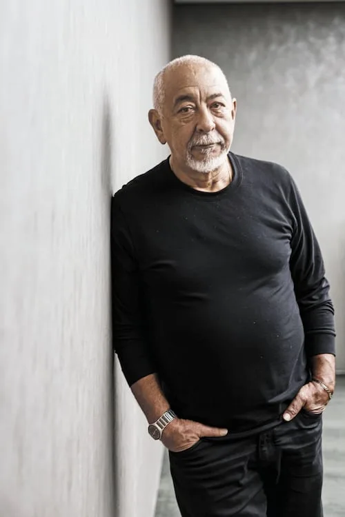 “Otros crearon esta realidad y yo la escribo”: Leonardo Padura