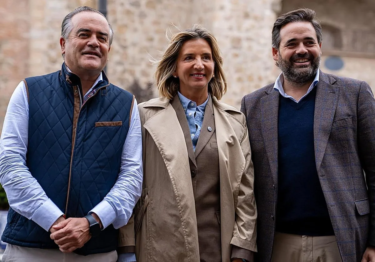 Alicia García califica como «coalición de desesperados» la alianza de izquierdas para el Senado