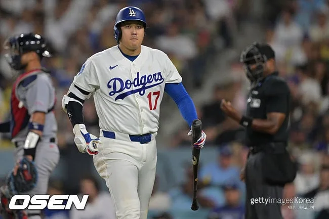 ‘오타니 4타수 무안타 침묵’ 다저스, 프리먼·베츠 홈런에도 연장전 패배→2연패 부진…디비전 시리즈 직행 적신호