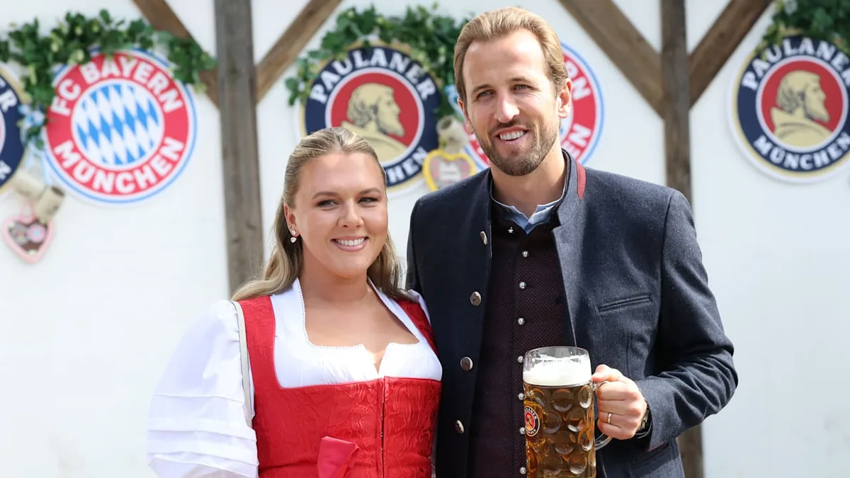 Beim Wiesn-Besuch im Käfer-Zelt - Bosse-Update zum Kane-Vertrag!