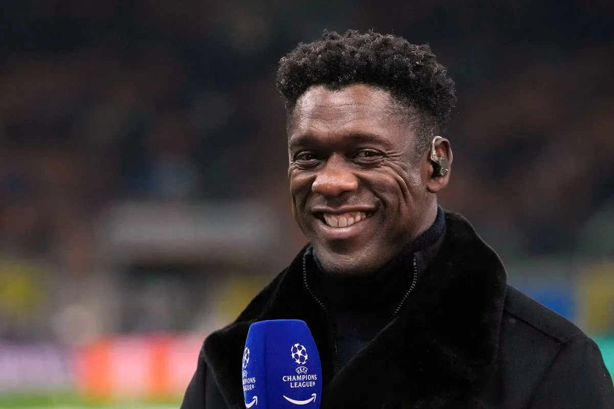 “Vamos precisar desse apoio”: Seedorf se apresenta como técnico do Corinthians