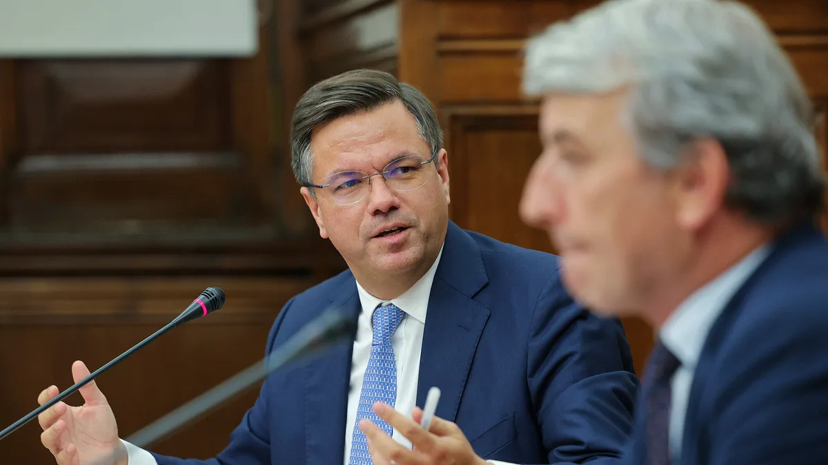 Governo usa exemplo do PRR para justificar reforma do Tribunal de Contas