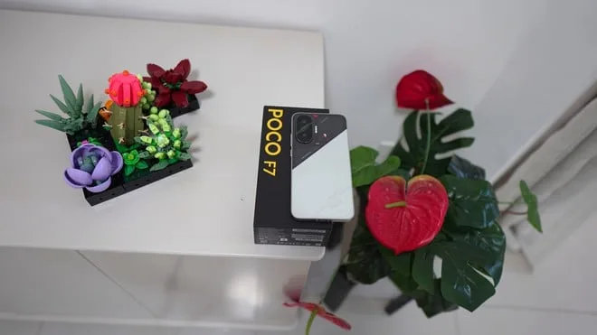 POCO F7 em oferta! Celular Xiaomi combina bateria gigante e preço baixo hoje