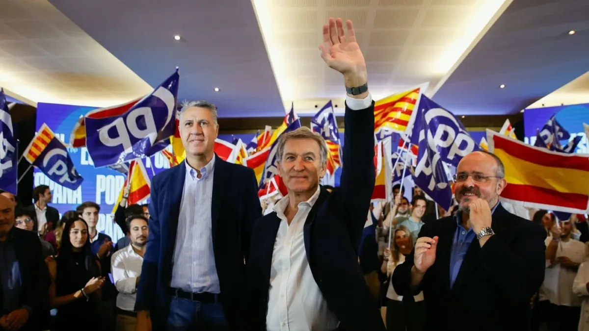 Feijóo pide "impulsar" el cambio desde Cataluña, feudo clave para el PP este 29N, y encarga a Albiol una ley antiokupación
