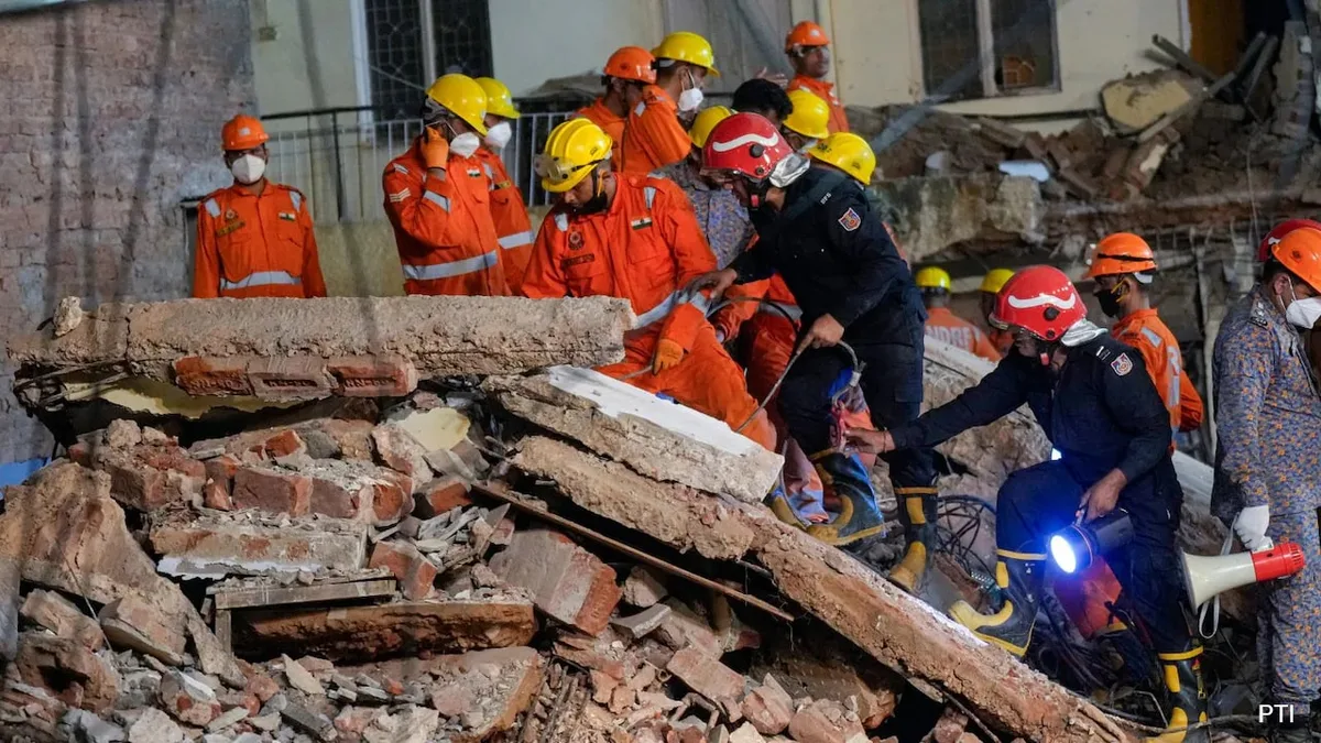 Delhi High Court Calls For High-Level Probe Into Satya Niketan Building Collapse That Killed 7