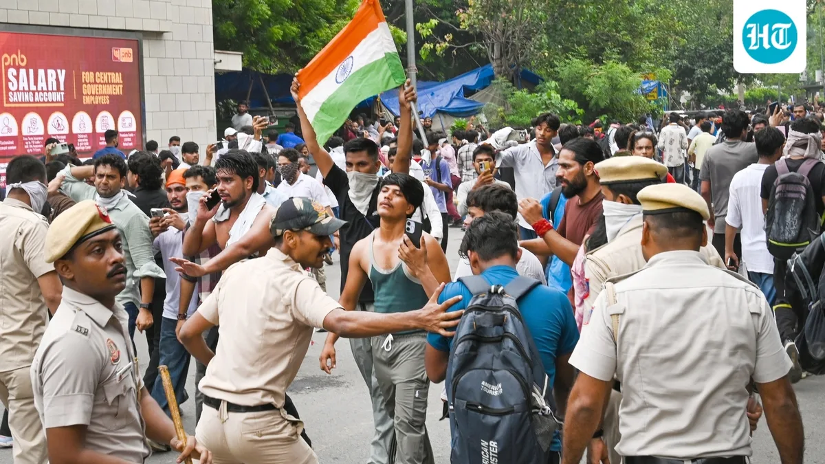 'Your angry face is their content': Delhi Police told how not to respond to new-gen protesters