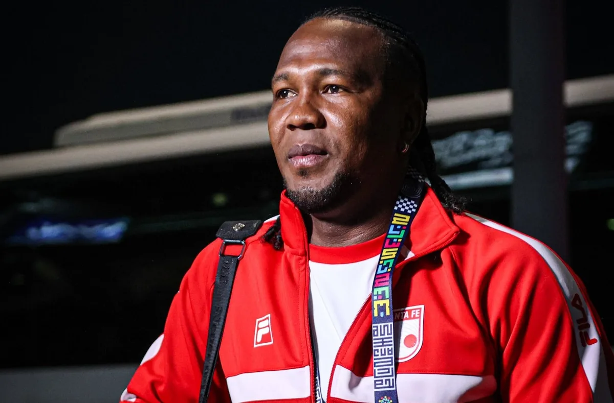Hugo Rodallega criticó a Sencia por polémica con el estadio El Campín: “Que prime el fútbol antes de cualquier otro show”