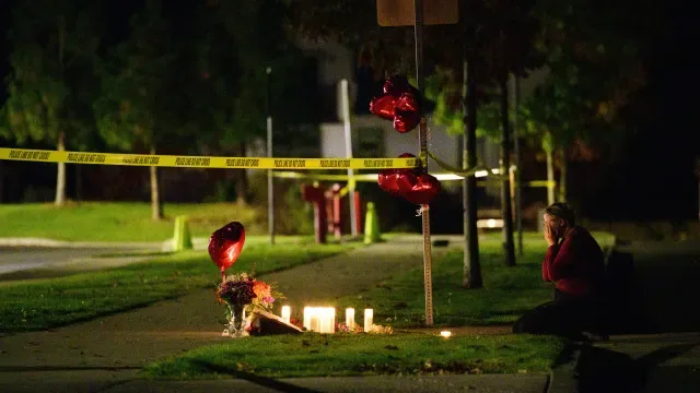 Quatro mortos e atirador abatido por civil no Oregon. O que se passou?