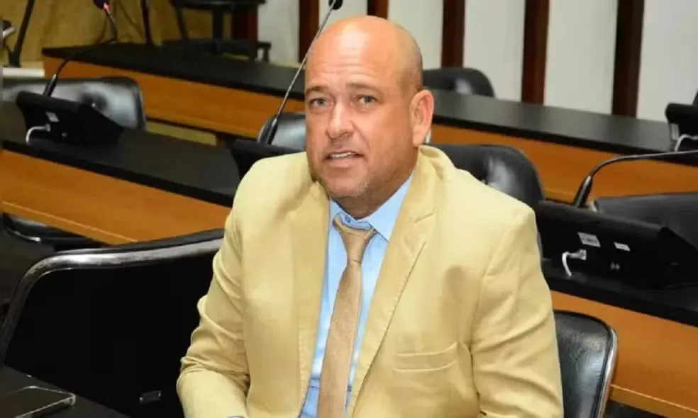 Policial é alvo da PF na BA por acessar sistema sigiloso para beneficiar deputado preso