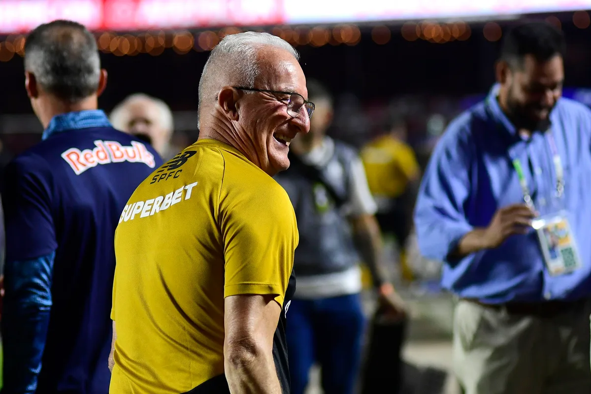 Dorival fala em alívio após vitória do São Paulo e espera reação: "Que seja o reinício"