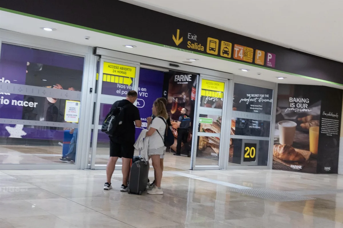 Los aeropuertos españoles operarán 29.592 vuelos este fin de semana de retorno de verano