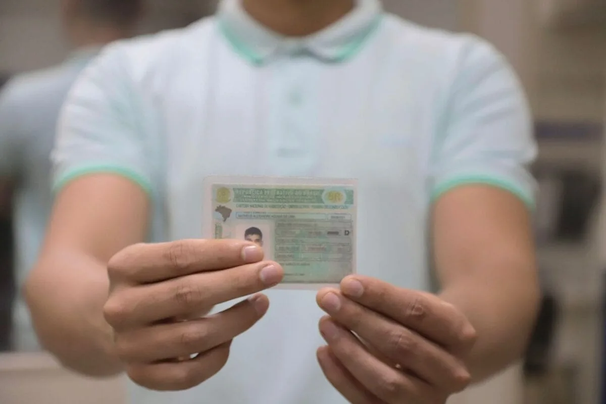 Detran-AC altera regras da CNH Social e define até três retestes gratuitos