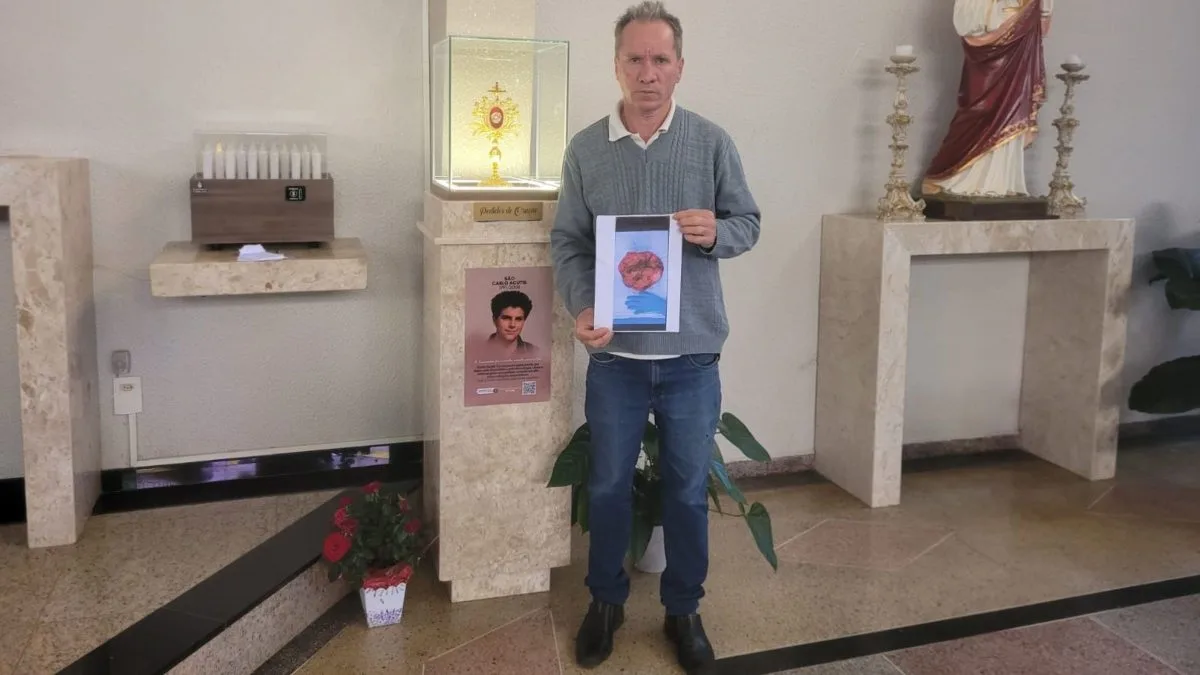 ‘Não dava mais para operar’: aposentado relata cura de câncer avançado após promessa a Carlo Acutis