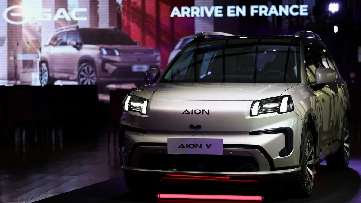 Automesse in Paris: Der VW-Chef fleht um Schutz vor Chinas Autoflut