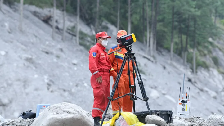Cross‑border humanitarian support ramped up after Gyirong mudslide