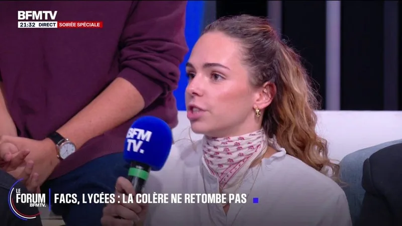FORUM BFMTV - Mouvement lycéen et étudiant: "Vous empêchez tout le monde d'étudier, il y a un problème", estime Noémie, étudiante en licence de droit à Aix-en-Provence