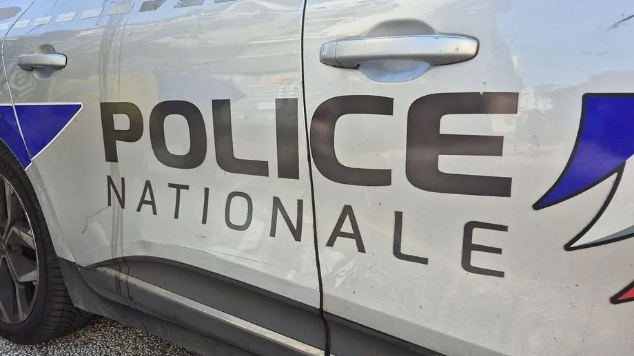 Grenoble : un motard meurt percuté durant la nuit par un chauffard alcoolisé à 150 km/h