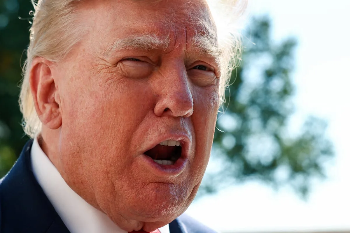 Trump says Houthis trying to drive up oil prices ahead of US midterms