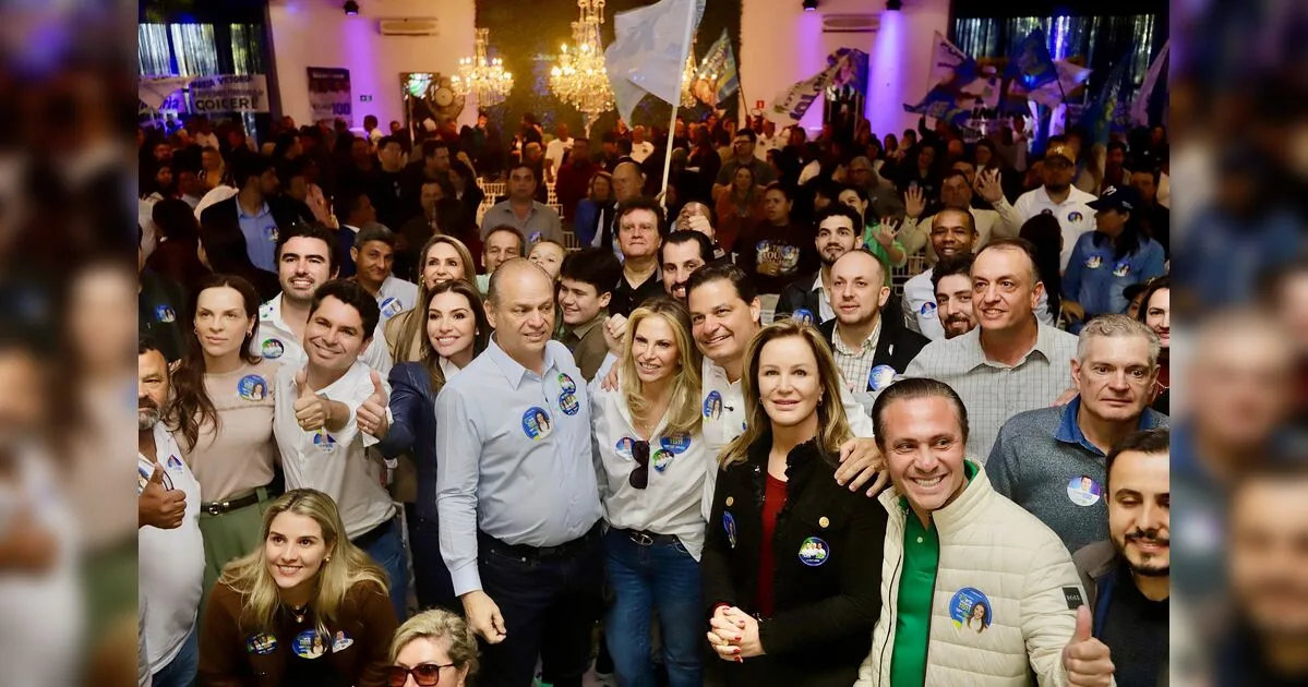 Sandro Alex destaca força da aliança com as mulheres no lançamento da candidatura de Maria Victoria