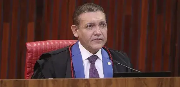 Kassio reúne campanhas de Flávio e Lula após decisões conflitantes no TSE