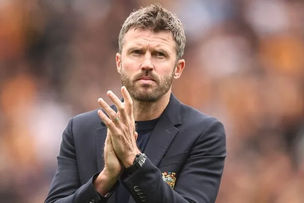 Man Utd news: Club told striker is 'waiting' for them as star speaks out on transfer move