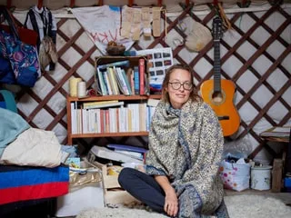 « C'hoant 'moa bevañ evel un Indianez ! » : Marilia Petite, peizantez ha skrivagnerez