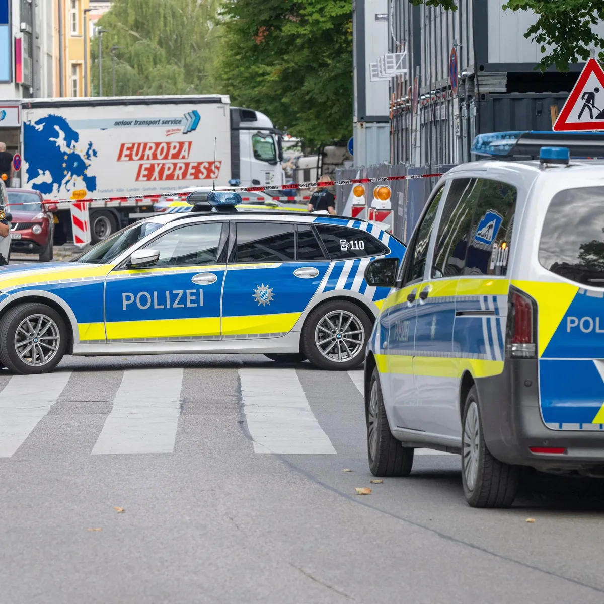 Möglicher Brandanschlag auf Rüstungsfirma - Bayerns Innenminister Herrmann spricht von politisch motivierter Tat