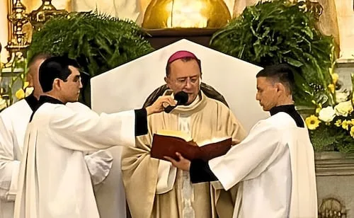 Falta de paz es causada por violencia, corrupción y deseo de imponer Ley de la Selva: Nuncio Joseph Spiteri; pide respetar dignidad de las personas