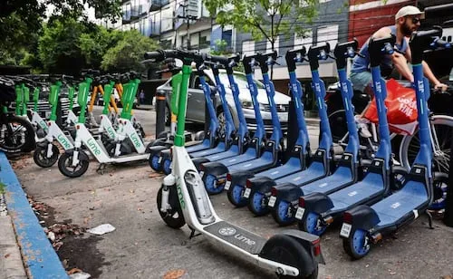 Semovi extiende prueba piloto de scooters eléctricos hasta el 31 de agosto; el permiso temporal debía concluir el 10 de agosto