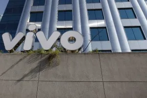 Telefônica (VIVT3), dona da Vivo, aprova R$ 450 mi em JCP; veja quem tem direito