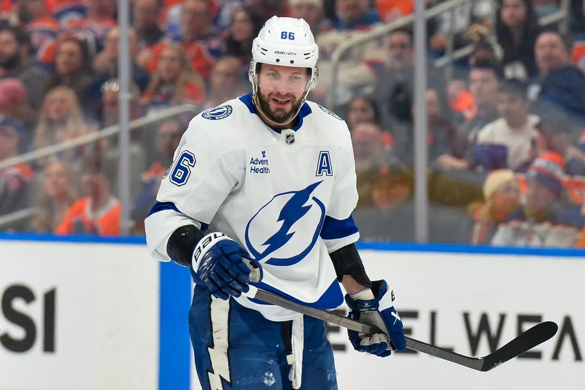 Кучеров и Капризов стали лидерами среди крайних нападающих в EA Sports NHL 27