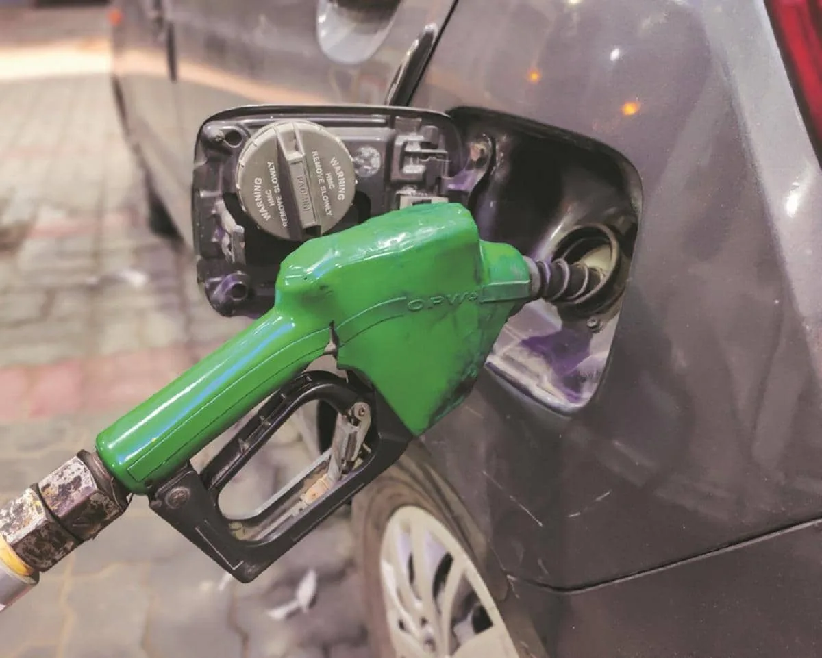 Govt raises petrol export duty to ₹2.5/litre, cuts diesel duty to ₹8.5
