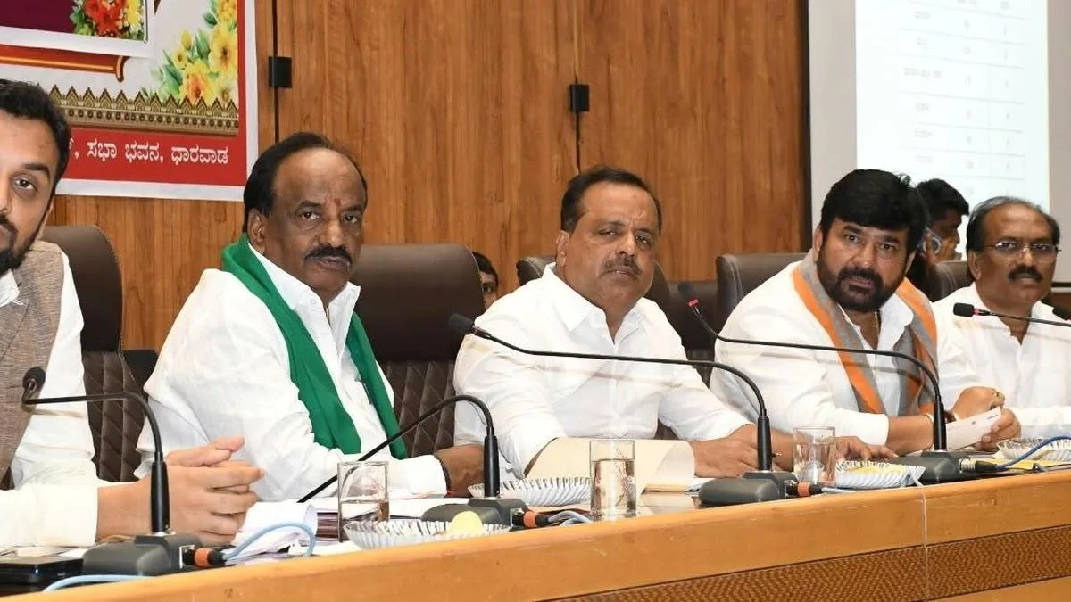Government hospitals must prioritise quality healthcare, says Minister U.T. Khader
