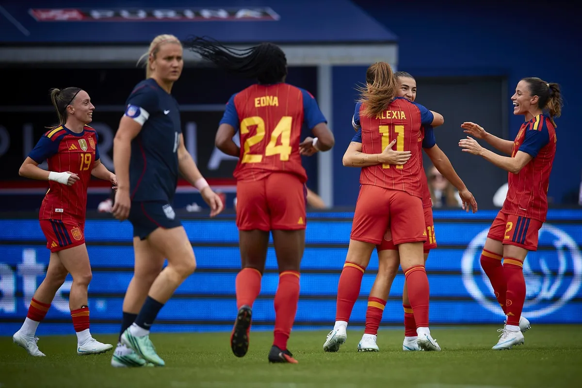 Crónica del Estados Unidos - España: 0-2