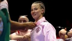Briton Hennessy in talks for undisputed world title fight
