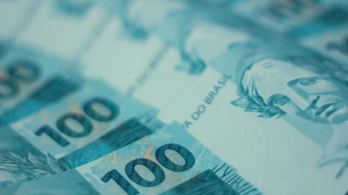 Abono salarial: 2 milhões de trabalhadores têm até dezembro para sacar benefício de até R$ 1.621; R$ 69,3 milhões seguem disponíveis