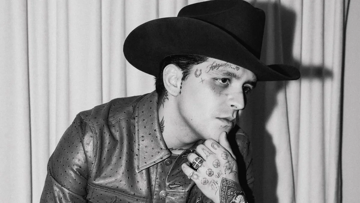 Revelan que Christian Nodal habría ganado un amparo contra Universal Music
