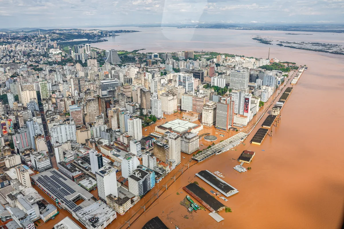 Alerta aos moradores deste estado: chuva intensa, granizo e ventos de até 100 km/h devem atingir região