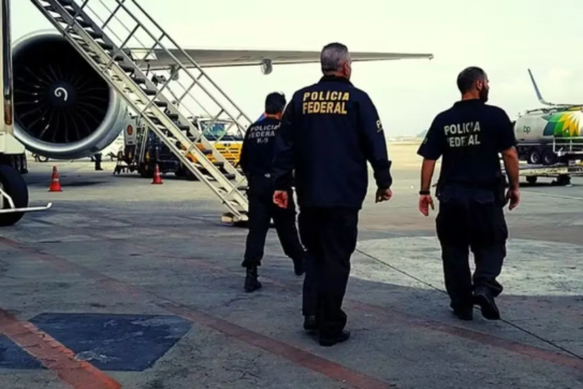 Policial federal é condenado a 26 anos por facilitar tráfico no Aeroporto de Manaus e vazar dados da PF a criminosos