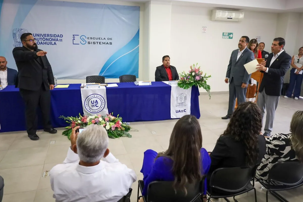 Omar Hassan Soto asume dirección de la Escuela de Sistemas de la UAdeC, Torreón