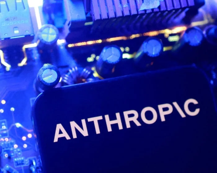 Anthropic lands deal in $31bn datacentre in western Queensland, David Crisafulli says