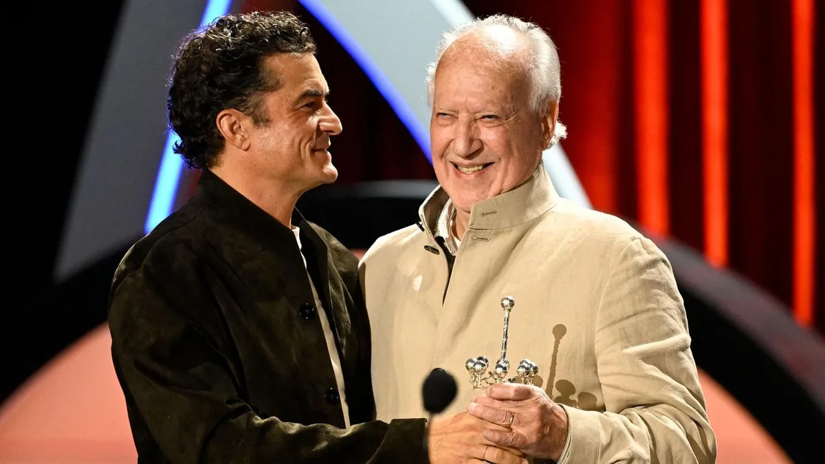 San Sebastián: Orlando Bloom übergibt Ehrenpreis an Werner Herzog