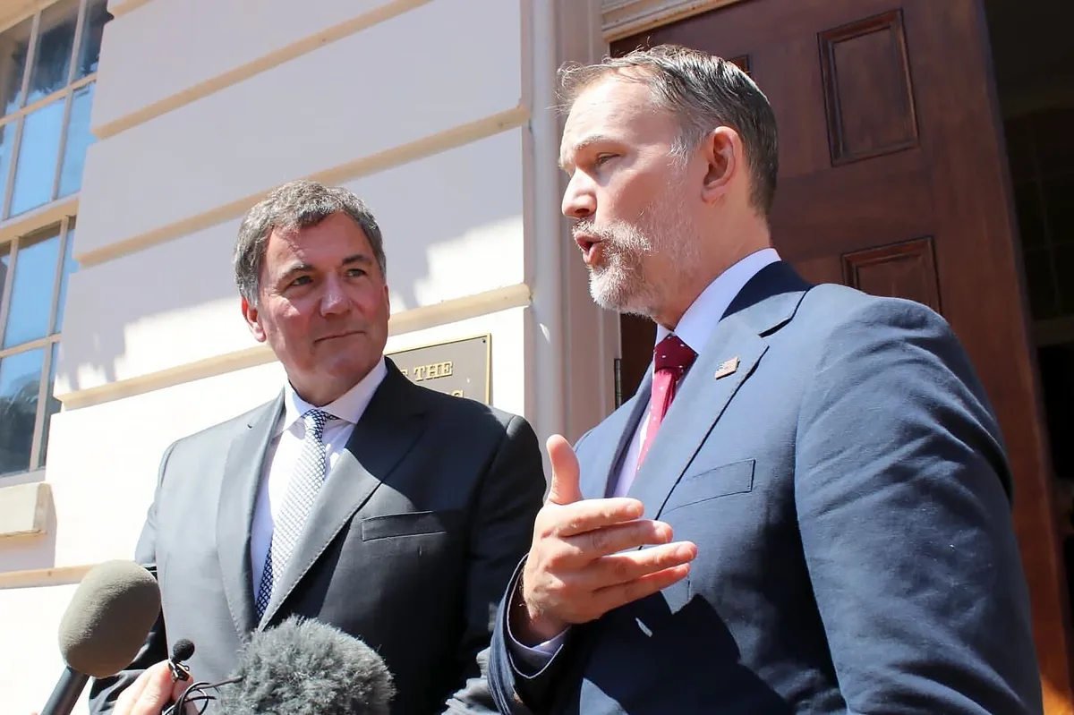 Canadian tech experts concerned that trade talks may concede sovereignty over digital policy