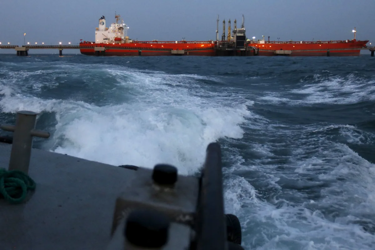 Petroleros esperan hasta 30 días para cargar crudo venezolano por malas condiciones de los puertos