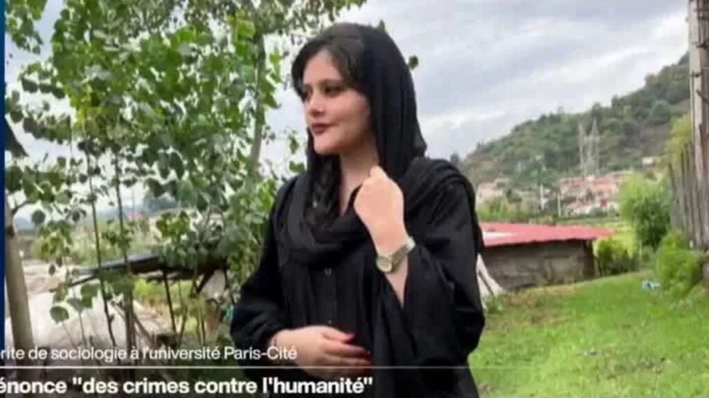 Iran : "Femme, vie, liberté", quatre ans après la mort de Masha Amini