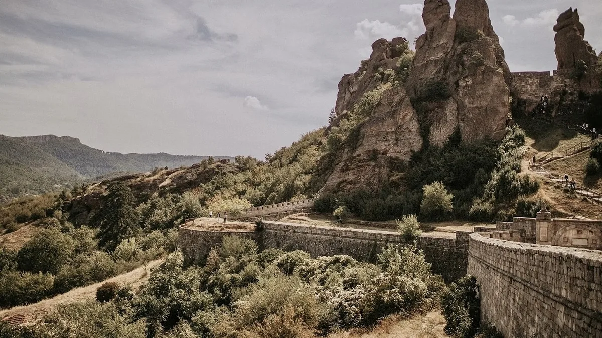 Esta fortaleza é uma das mais impressionantes da Europa
