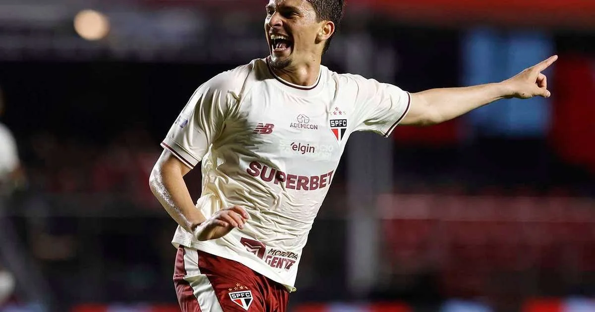 São Paulo tropeça no Morumbis e cede empate ao Coritiba